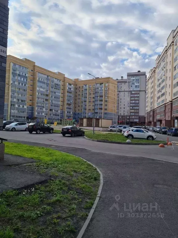 2-к кв. Пензенская область, Пенза Ладожская ул., 145 (65.4 м) - Фото 0