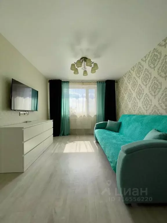 1-к кв. Татарстан, Набережные Челны ул. Николая Мальнева, 3 (33.0 м) - Фото 0