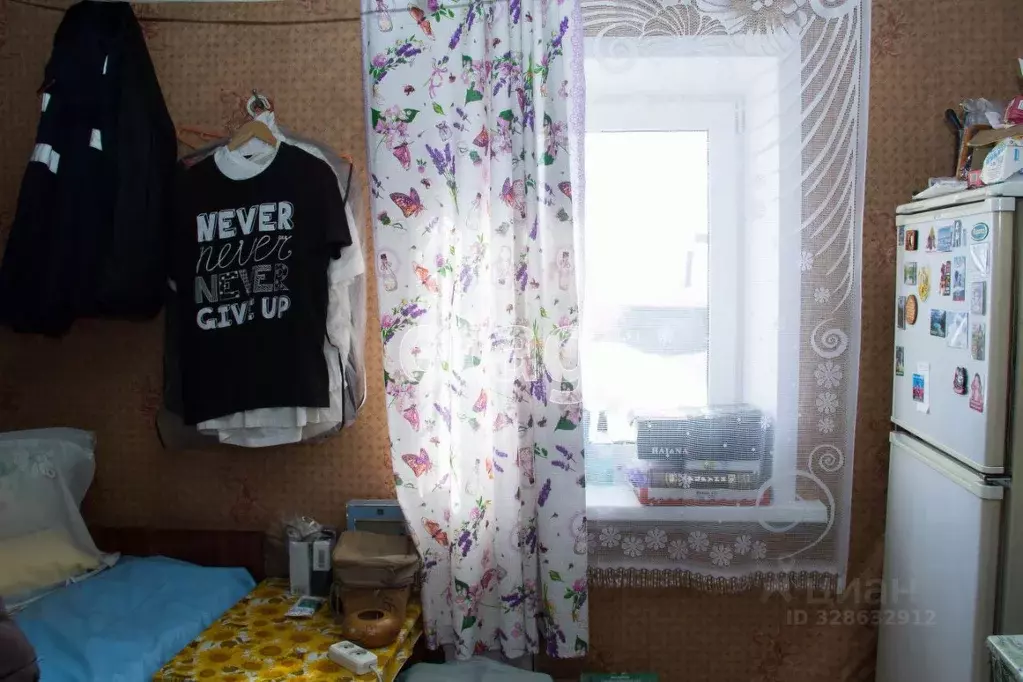 Дом в Алтайский край, Бийск городской округ, пос. Нагорный пер. ... - Фото 1