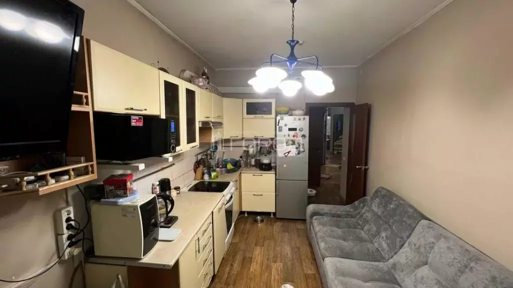 2-к кв. Хакасия, Абакан ул. Маршала Жукова, 89 (70.0 м) - Фото 2