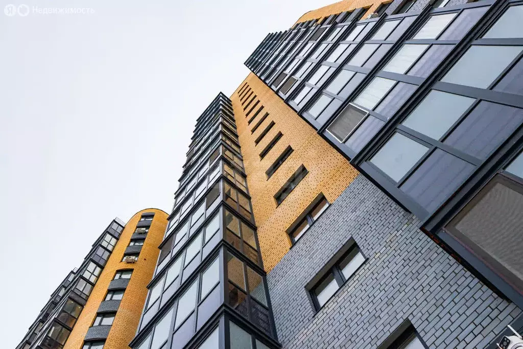 1-комнатная квартира: Тюмень, улица Мельникайте, 144к1 (44 м) - Фото 1