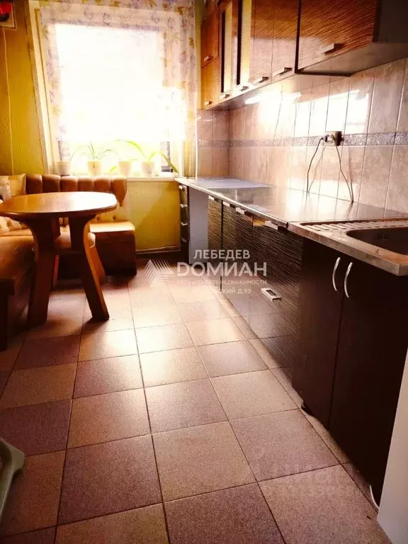 Дом в Крым, Сакский район, Сизовское с/пос, с. Ильинка ул. Титова (76 ... - Фото 2