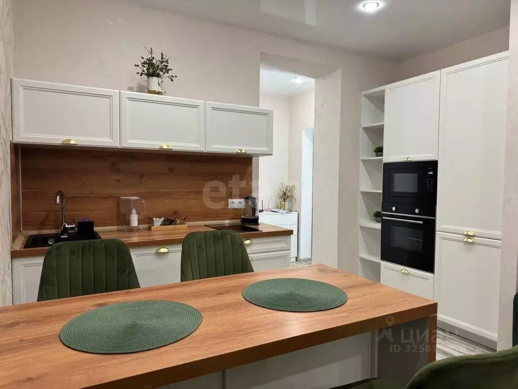 Студия Тюменская область, Тюмень ул. Республики, 204к11 (34.0 м) - Фото 2