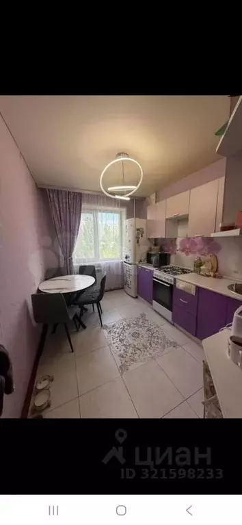 3-к кв. Белгородская область, Белгород 10-й мкр, ул. 60 лет Октября, 5 ... - Фото 0