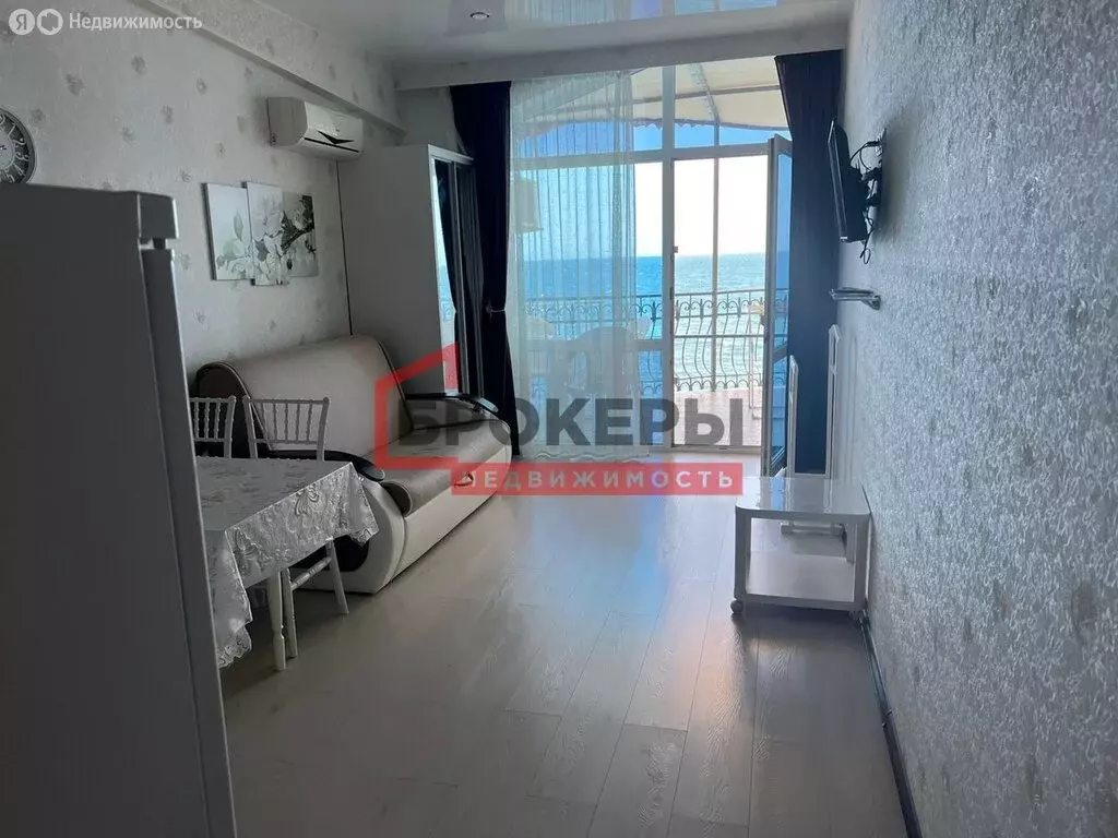 4-комнатная квартира: Алушта, Набережная улица, 7 (96.4 м) - Фото 2