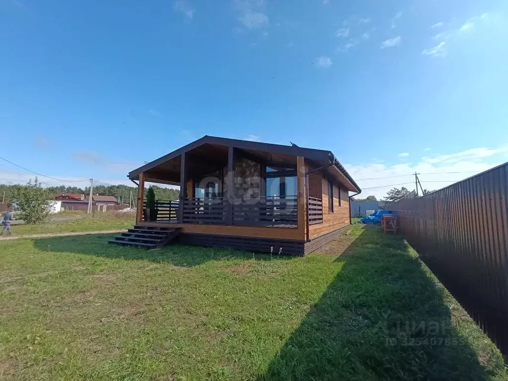 Дом в Калужская область, Дзержинский муниципальный округ, Дворцы ... - Фото 1