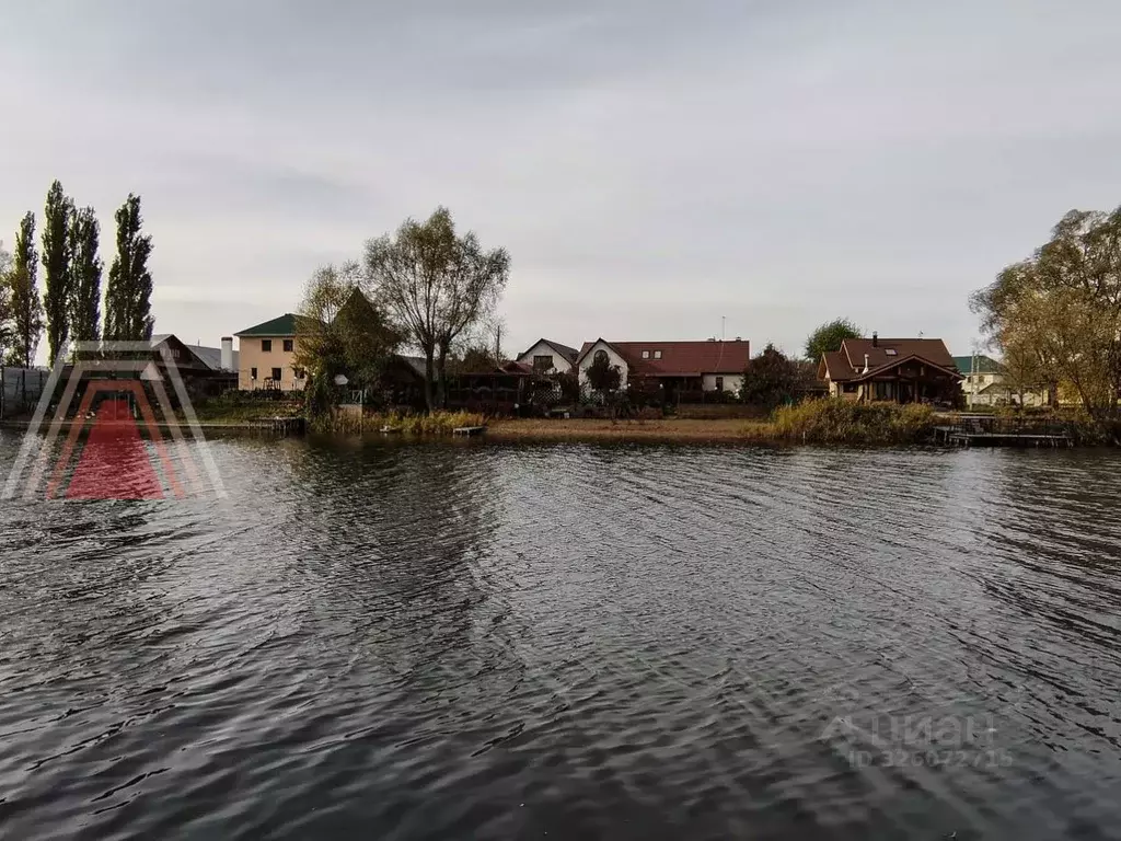 Дом в Башкортостан, Уфа городской округ, д. Искино  (430 м) - Фото 1