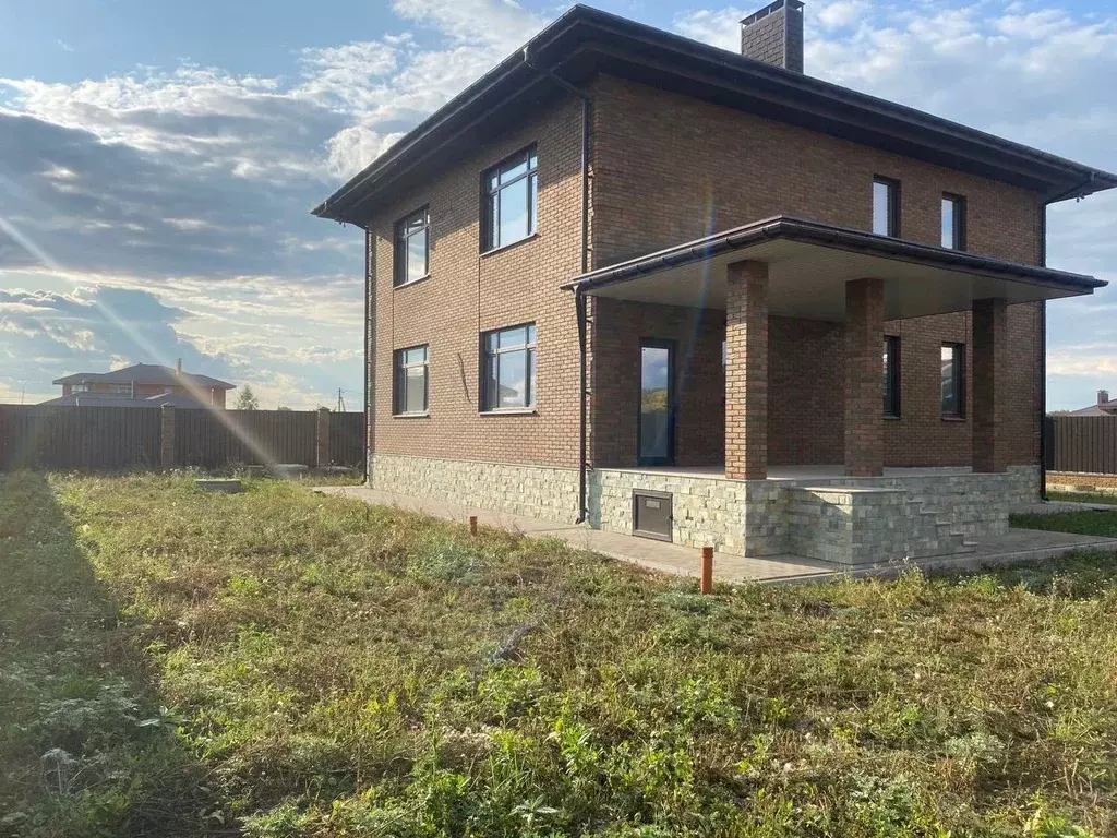 Дом в Башкортостан, Уфа ул. Новоусадебная, 8Б (272 м) - Фото 1