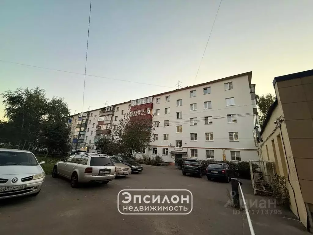 3-к кв. Курская область, Курск Союзная ул., 13 (58.7 м) - Фото 1