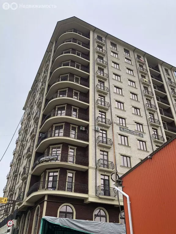 4-комнатная квартира: Нальчик, улица Атажукина, 155 (118 м) - Фото 1