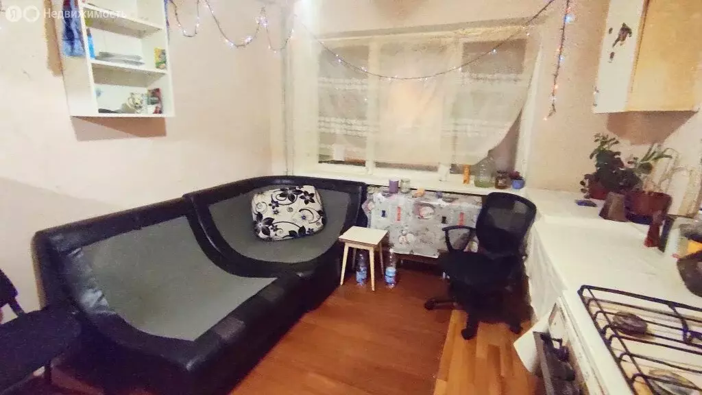 1к в 4-комнатной квартире (18 м) - Фото 2