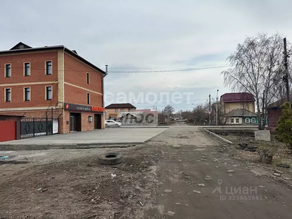 Участок в Омская область, Омск ул. 18-я Северная, 39 (4.74 сот.) - Фото 0