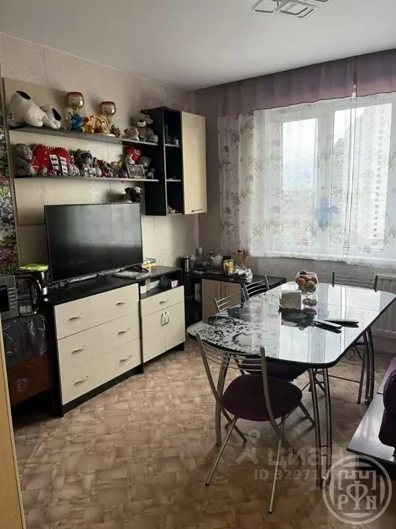 Комната Санкт-Петербург ул. Маршала Казакова, 24К1 (45.8 м) - Фото 1
