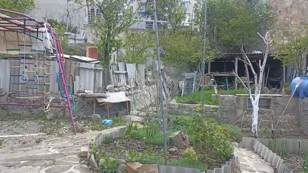 Участок в Крым, Судак ул. Спендиарова (4.0 сот.) - Фото 1
