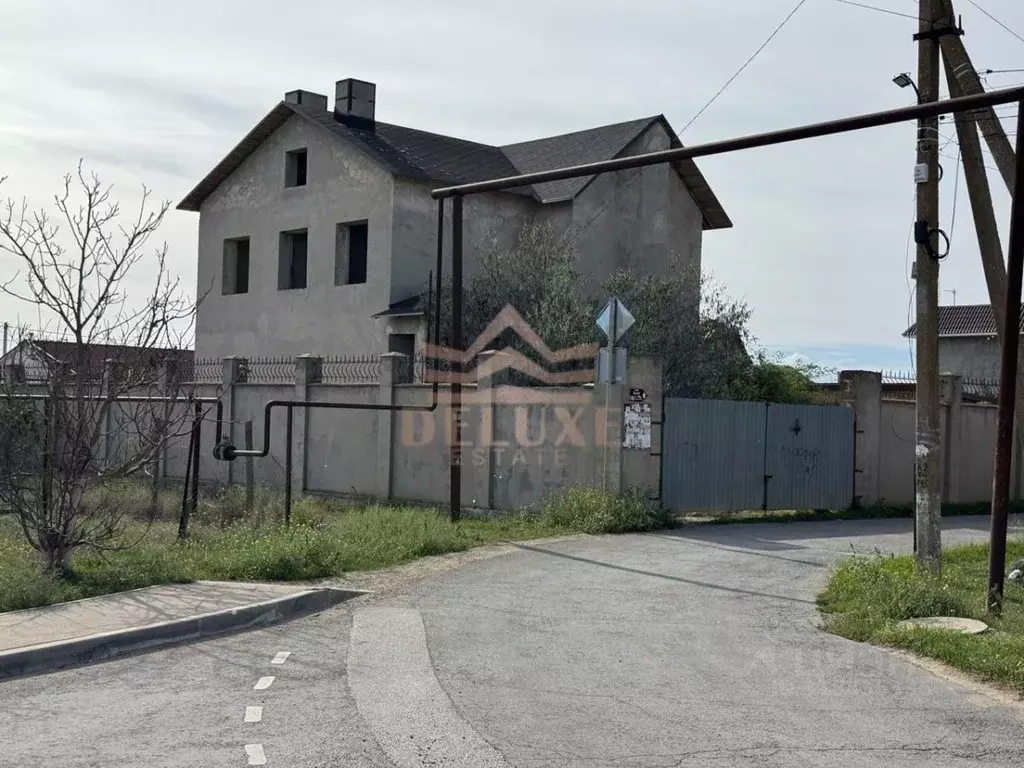 Дом в Крым, Сакский район, с. Уютное, Прибой СПК ул. Дачная, 6 (286 м) - Фото 0