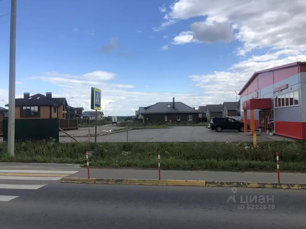 Торговая площадь в Новгородская область, Новгородский район, Савинское ... - Фото 0