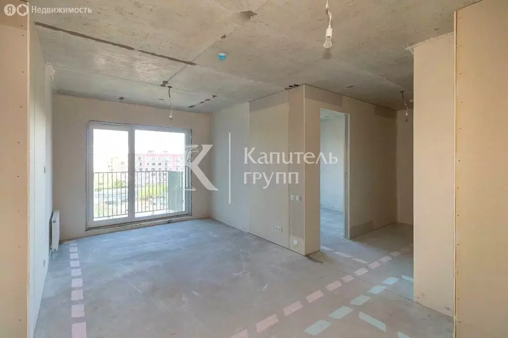3-комнатная квартира: Тюмень, улица Газовиков, 40 (86 м) - Фото 0
