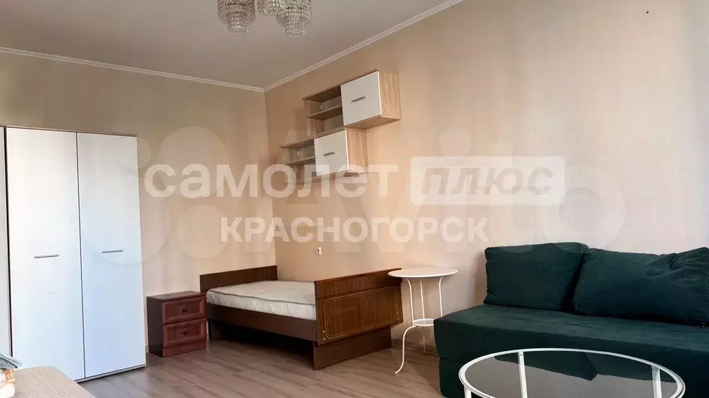 1-к. квартира, 40 м, 4/25 эт. - Фото 1