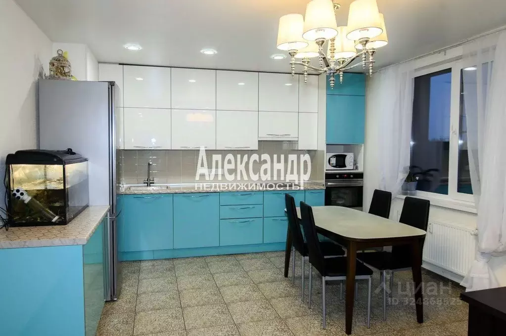 3-к кв. Ленинградская область, Мурино Всеволожский район, ул. ... - Фото 2