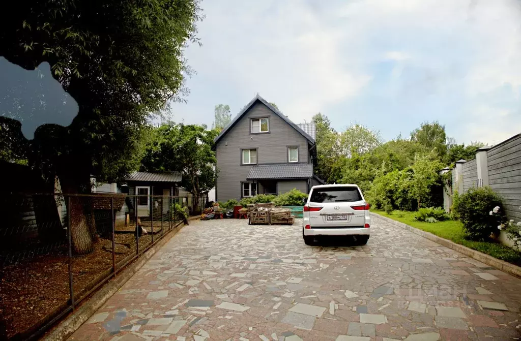 Участок в Московская область, Красногорск городской округ, д. ... - Фото 1