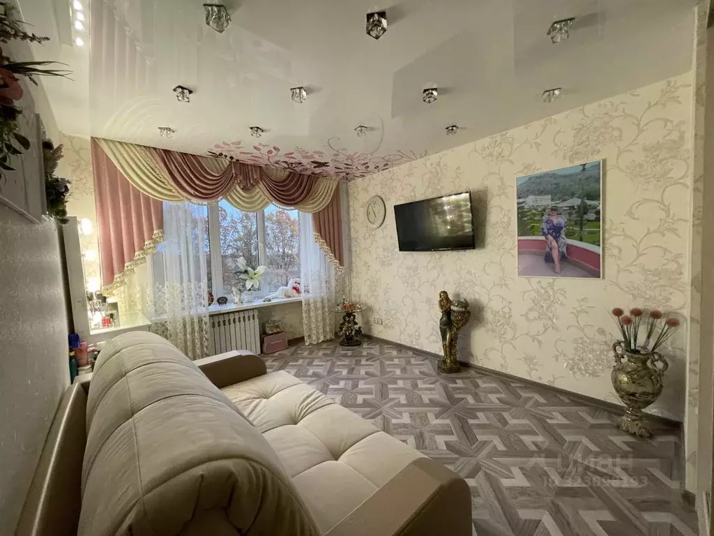 3-к кв. Ленинградская область, Ломоносовский район, Русско-Высоцкое ... - Фото 2