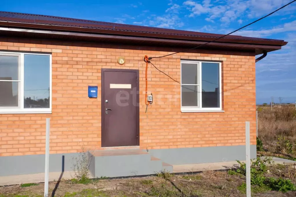 Дом в Краснодарский край, Красноармейский район, Трудобеликовское ... - Фото 1