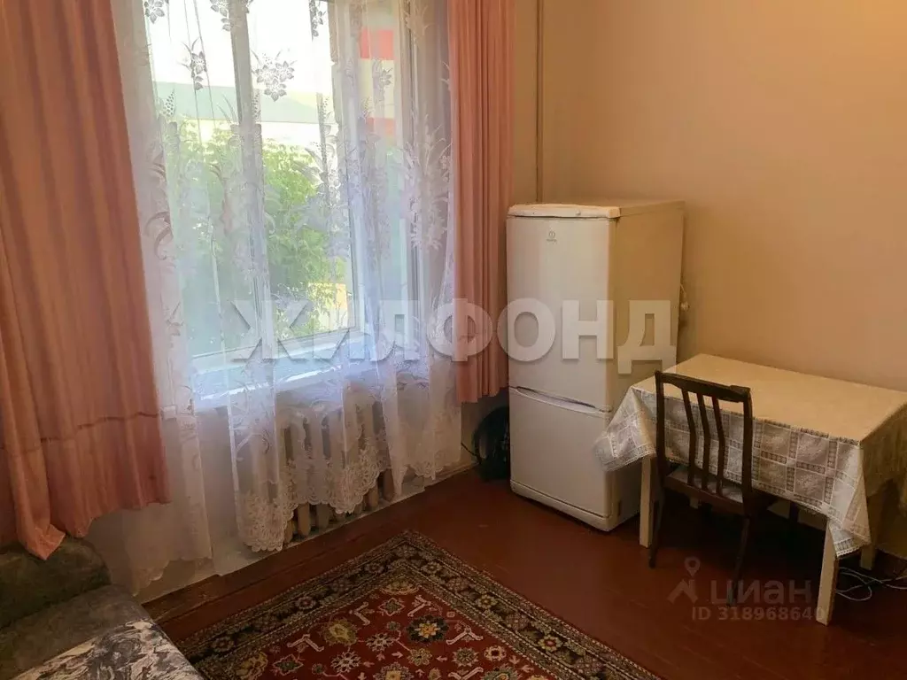 Комната Новосибирская область, Новосибирск Сухарная ул., 88 (12.2 м) - Фото 1