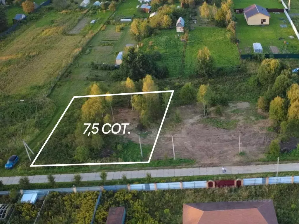 Участок в Московская область, Серпухов городской округ, д. Сераксеево  ... - Фото 1