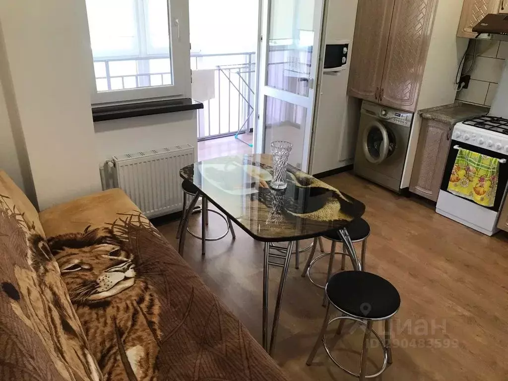 1-к кв. Крым, Симферополь ул. Батурина, 115 (40.0 м) - Фото 0