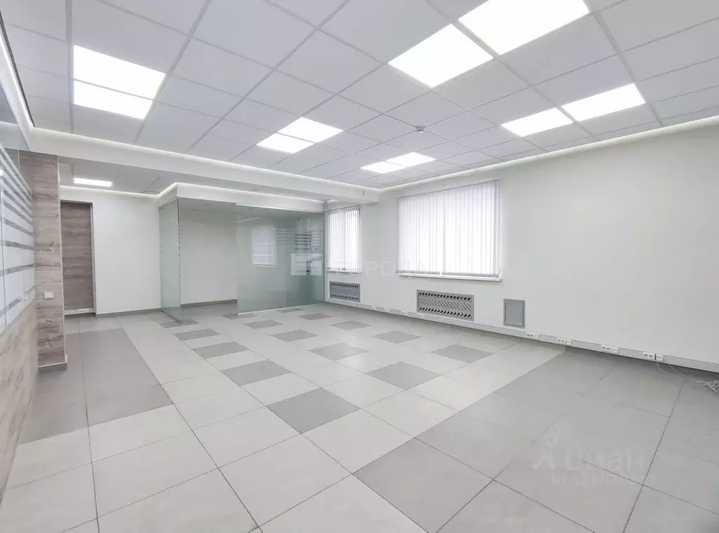 Помещение свободного назначения в Новосибирская область, Новосибирск ... - Фото 1