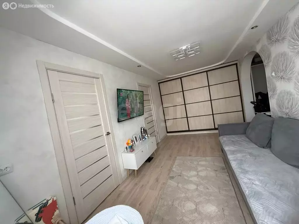 4-комнатная квартира: Чернушка, улица Нефтяников, 4 (59.5 м) - Фото 2