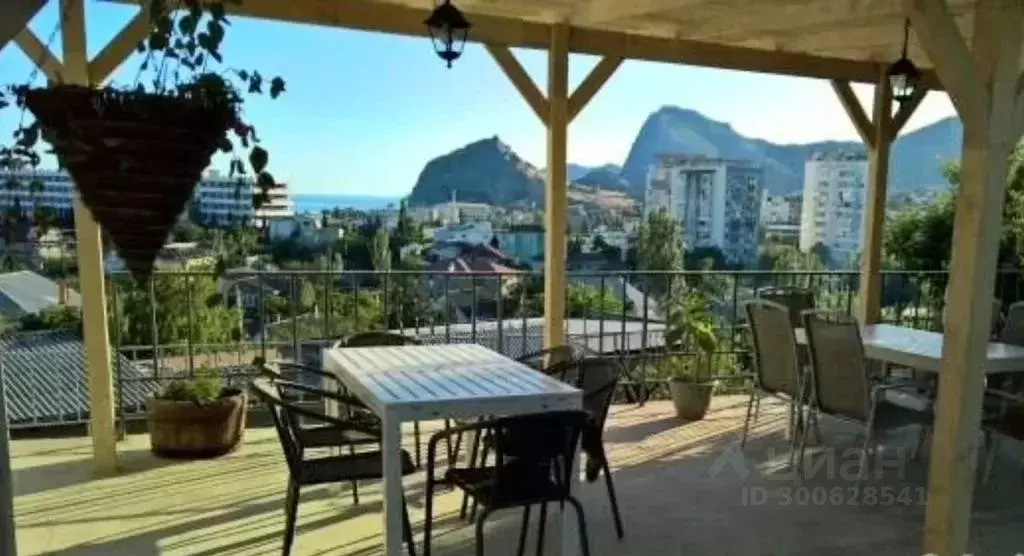 2-к кв. Крым, Судак пер. Колхозный, 18 (54.0 м) - Фото 1