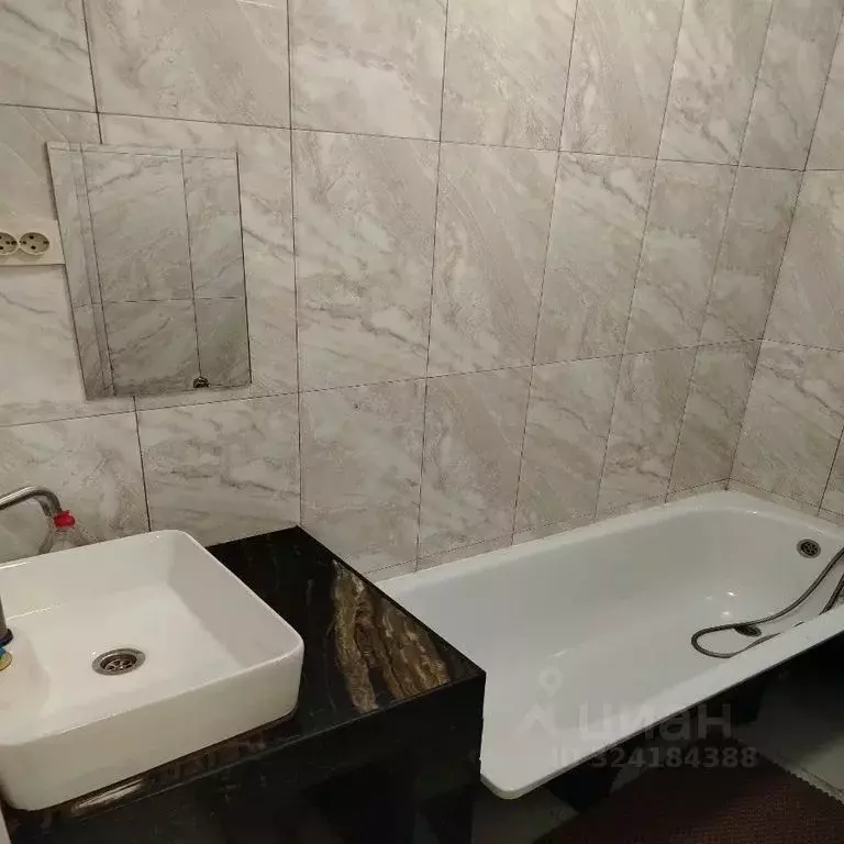 Комната Магаданская область, Магадан Морская ул., 19/20 - Фото 2