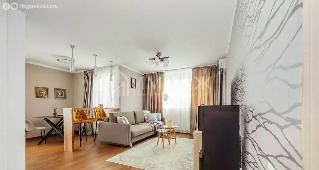 2-комнатная квартира: Сочи, улица Худякова, 7 (75 м) - Фото 2