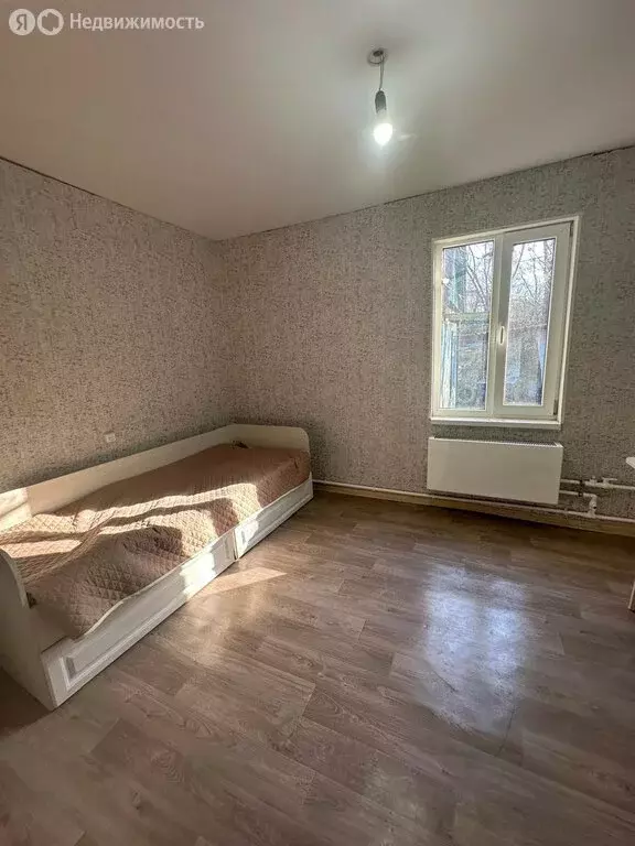 Дом в Новочеркасск, улица Западенская балка, 45 (30 м) - Фото 1