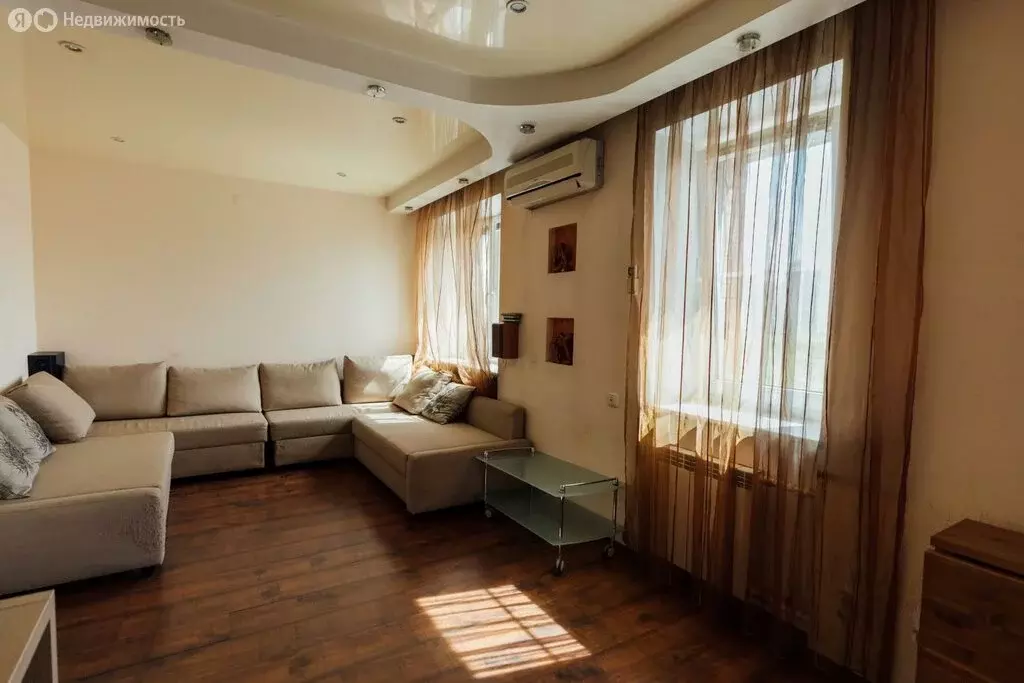3-комнатная квартира: Санкт-Петербург, проспект Славы, 40к1 (77.5 м) - Фото 0