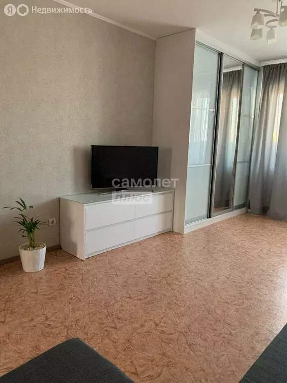 2-комнатная квартира: Омск, 2-й Амурский проезд, 6 (55 м) - Фото 0