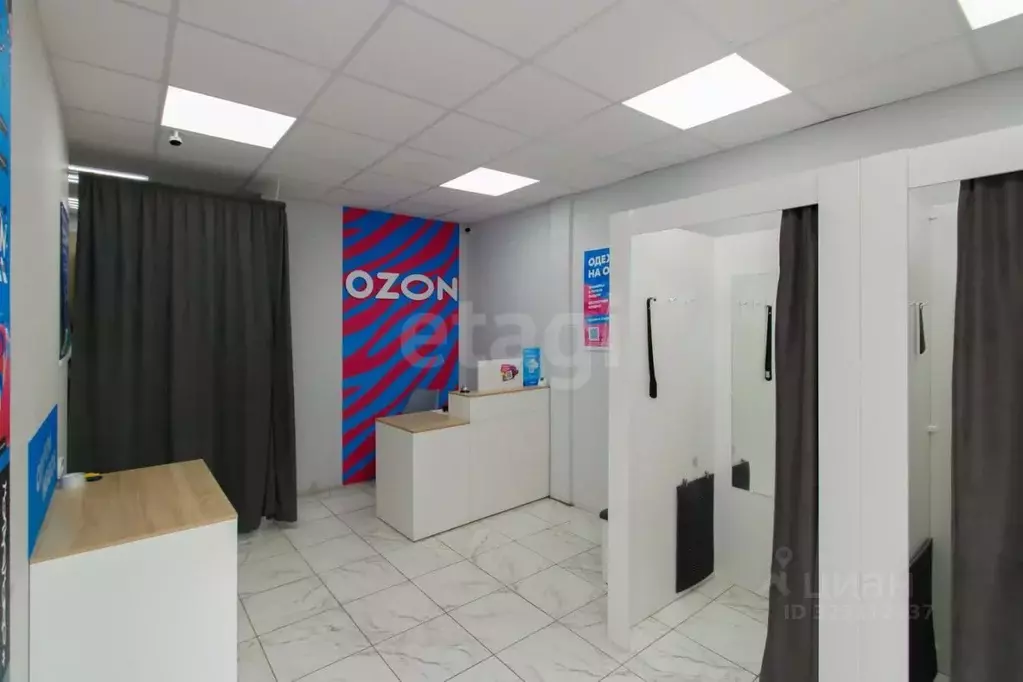 Помещение свободного назначения в Тюменская область, Тюмень ул. ... - Фото 1