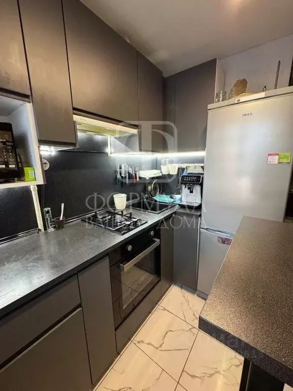 3-к кв. Челябинская область, Челябинск просп. Победы, 324 (60.1 м) - Фото 1