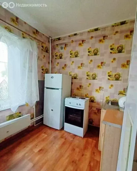 1-комнатная квартира: Саяногорск, микрорайон Енисейский, 15 (30 м) - Фото 0