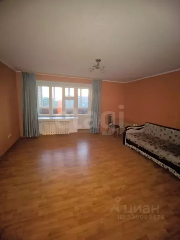 2-к кв. Тюменская область, Тюмень Амурская ул., 2 (69.9 м) - Фото 1