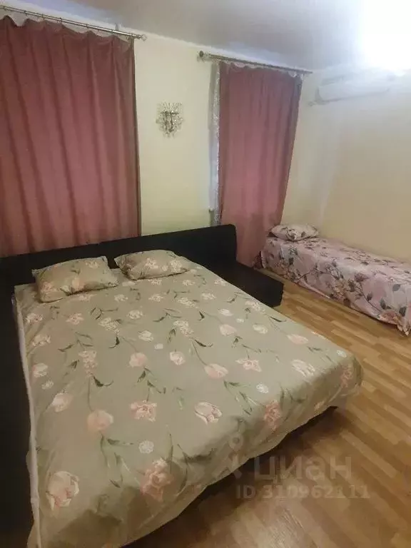 2-к кв. Ростовская область, Новочеркасск ул. 26 Бакинских комиссаров, ... - Фото 0