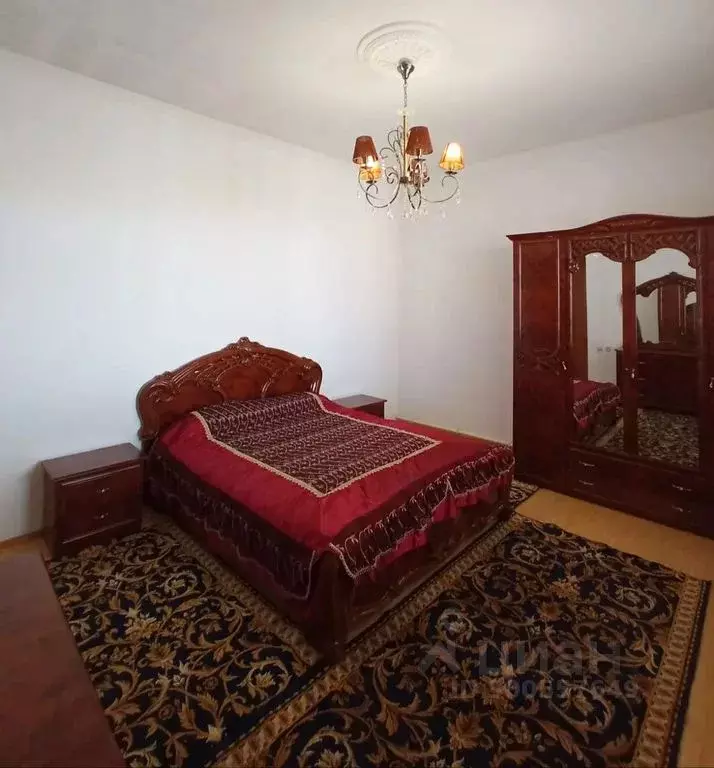 Дом в Дагестан, Дагестанские Огни просп. Сталина, 13 (200 м) - Фото 1