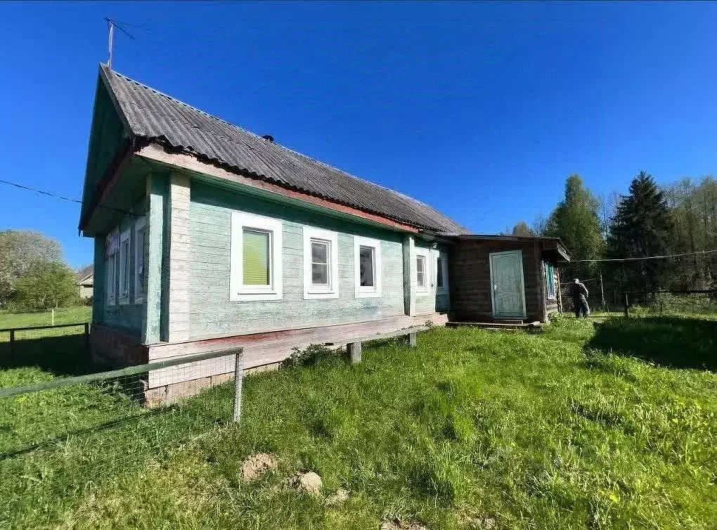 Дом в Тверская область, Осташковский муниципальный округ, д. Гуща  (42 ... - Фото 1
