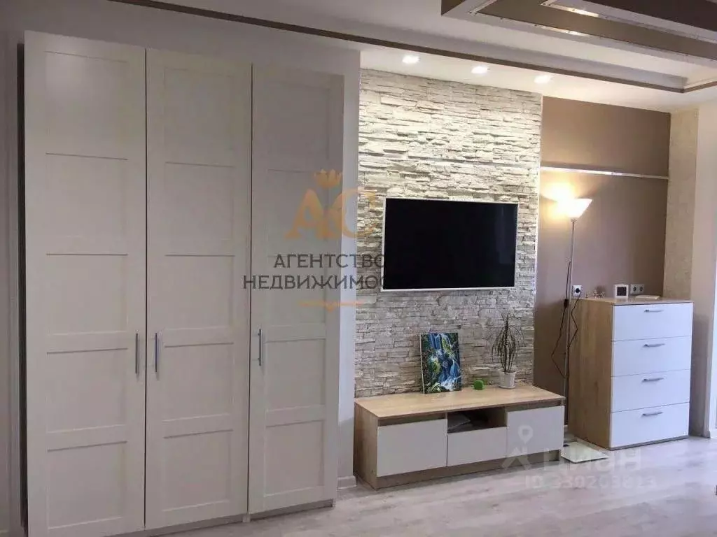 2-к кв. Крым, Феодосия ш. Симферопольское, 11к1 (63.0 м) - Фото 1