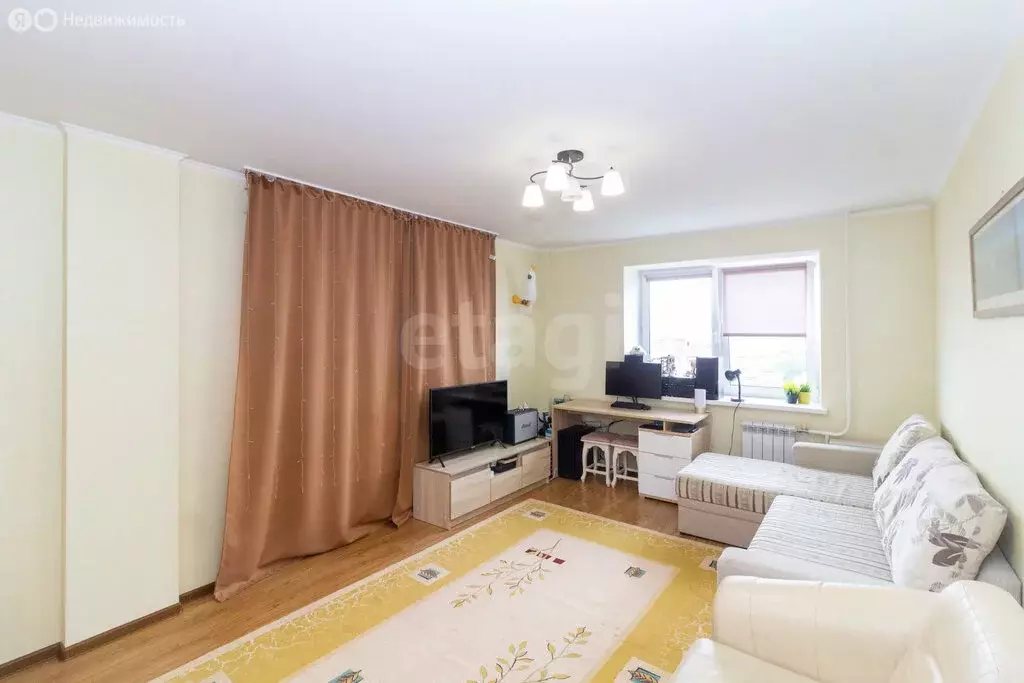 1-комнатная квартира: Тюмень, Депутатская улица, 112 (41.8 м) - Фото 1