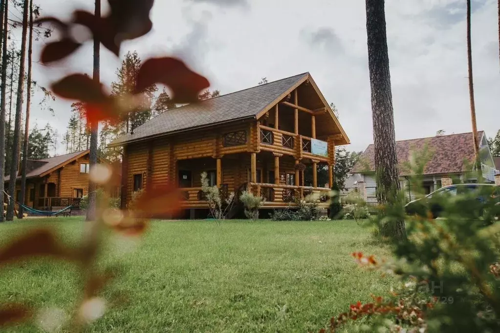 Дом в Ленинградская область, Выборгский район, Рощино пгт пер. ... - Фото 1