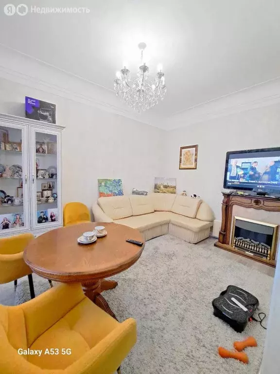 3-комнатная квартира: Нижний Тагил, улица Патона, 5 (56.6 м) - Фото 1