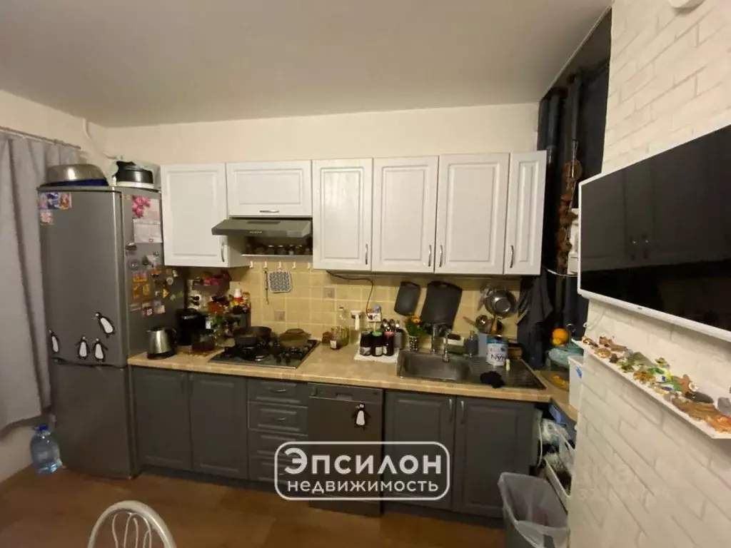 3-к кв. Курская область, Курск Орловская ул., 10 (60.1 м) - Фото 2