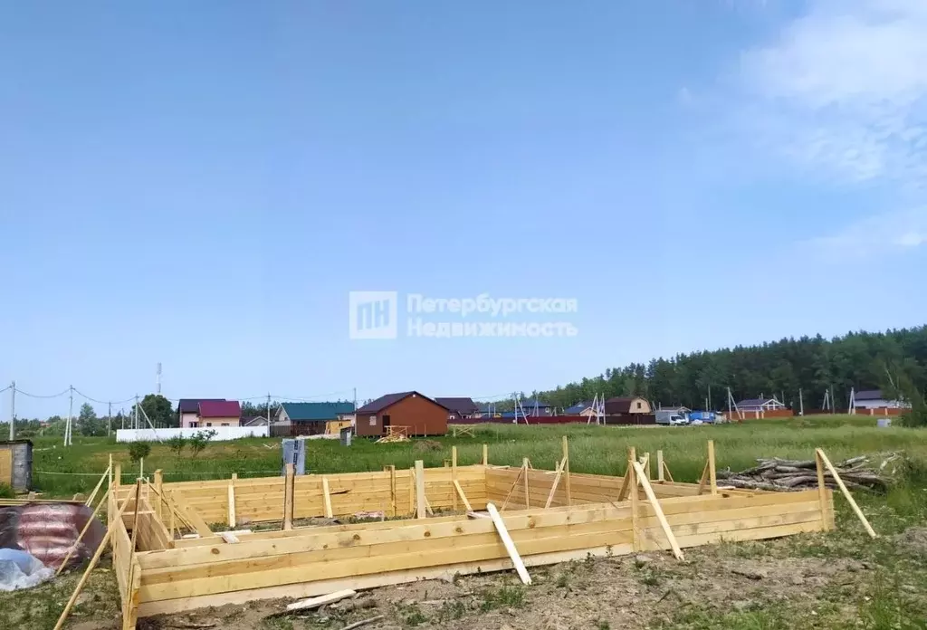 Участок в Ленинградская область, Ломоносовский район, Пениковское ... - Фото 1